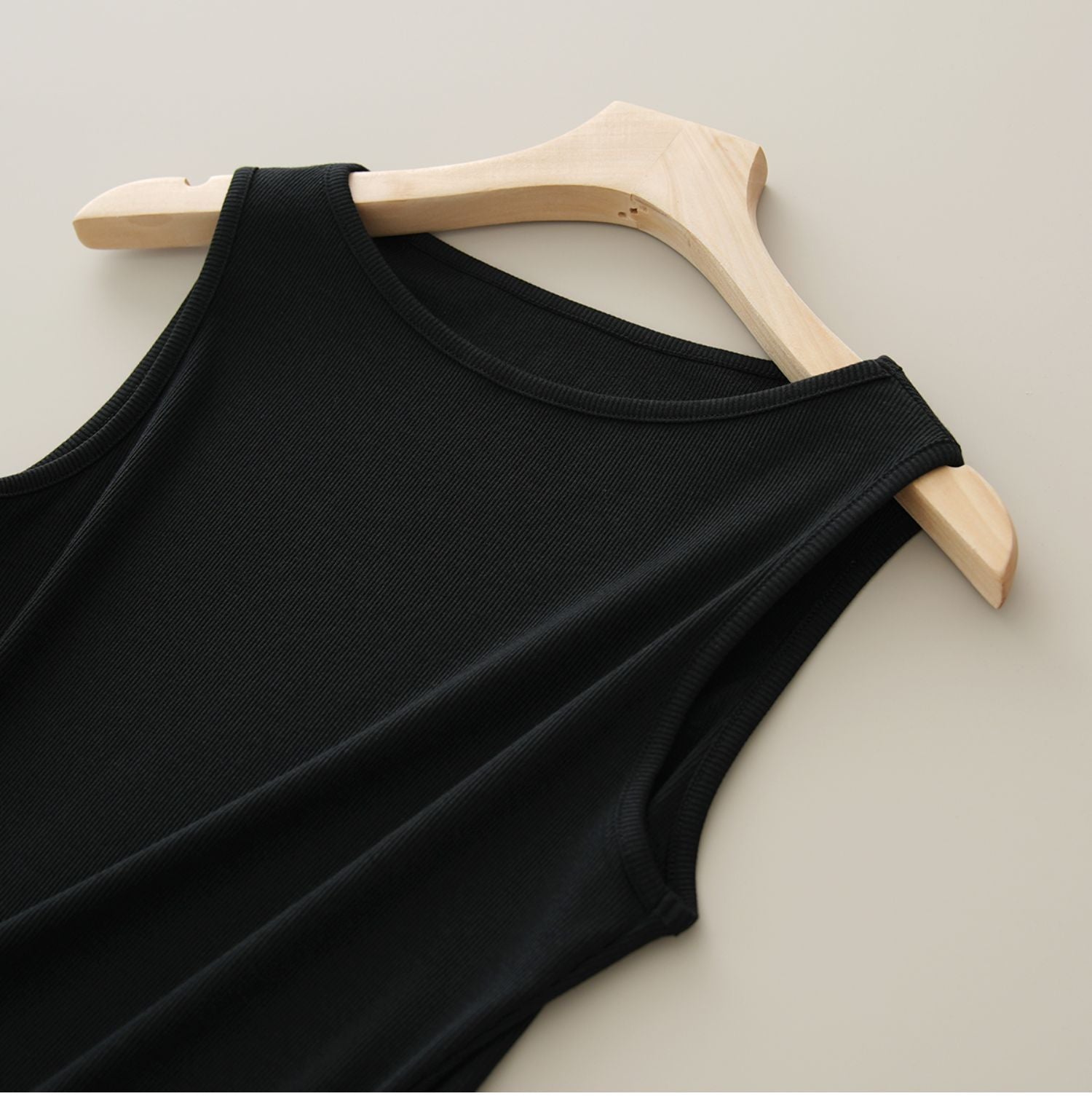 A solid color one-neck threaded top
