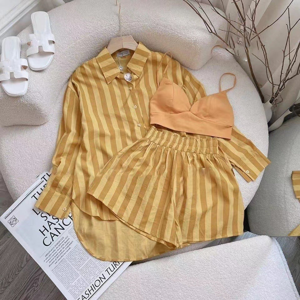 A two-piece set of fashionable striped shirts