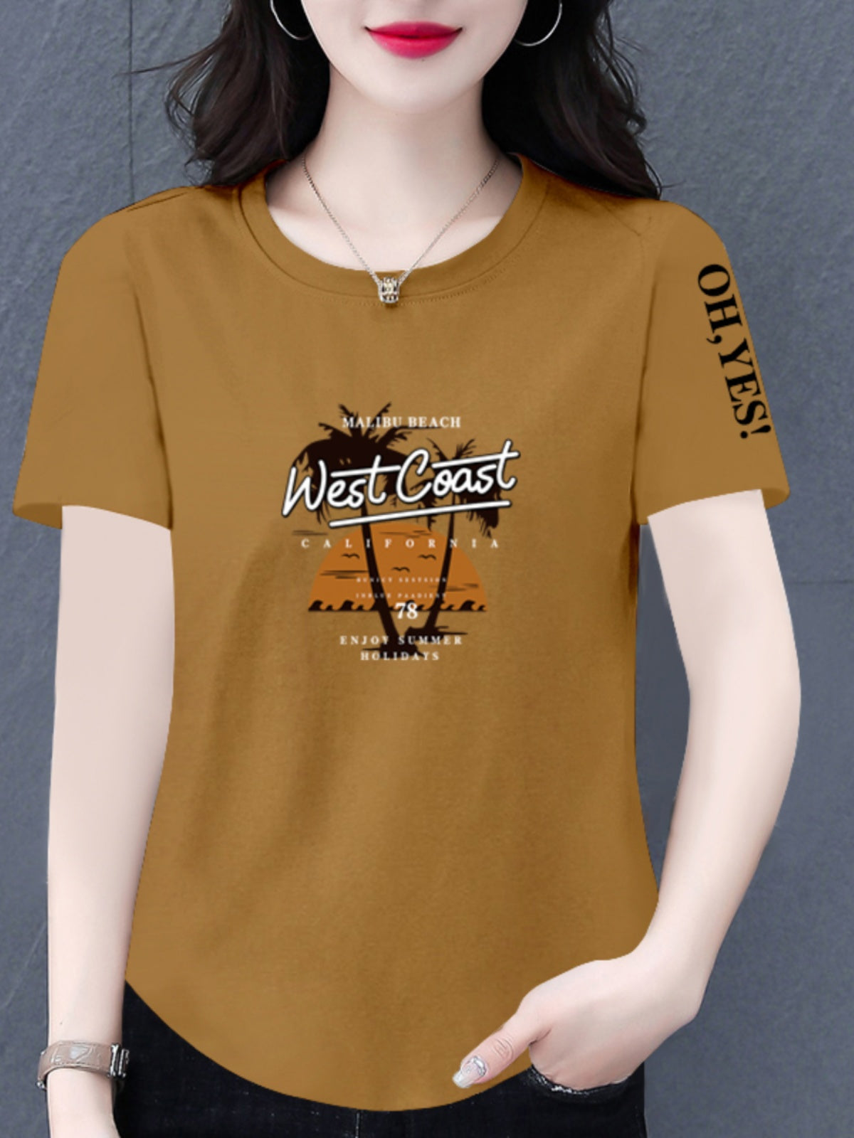 A versatile summer top and T-shirt for women