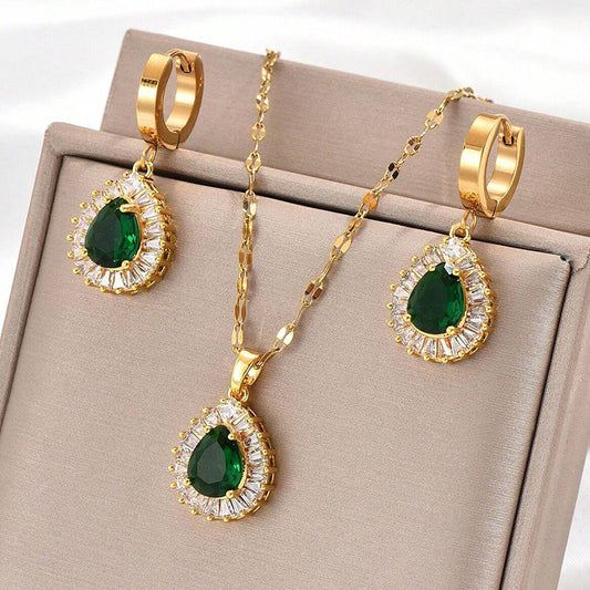 Buy Retro Hong Kong Jade White Suit Jewelry Necklace Set