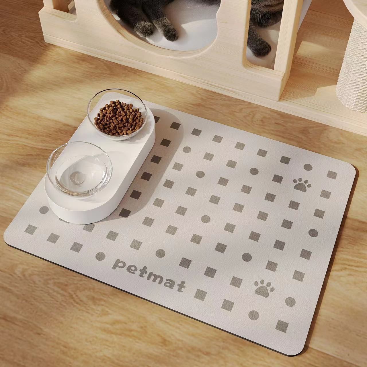 Absorbent Splash-proof Pet Feeding Mat