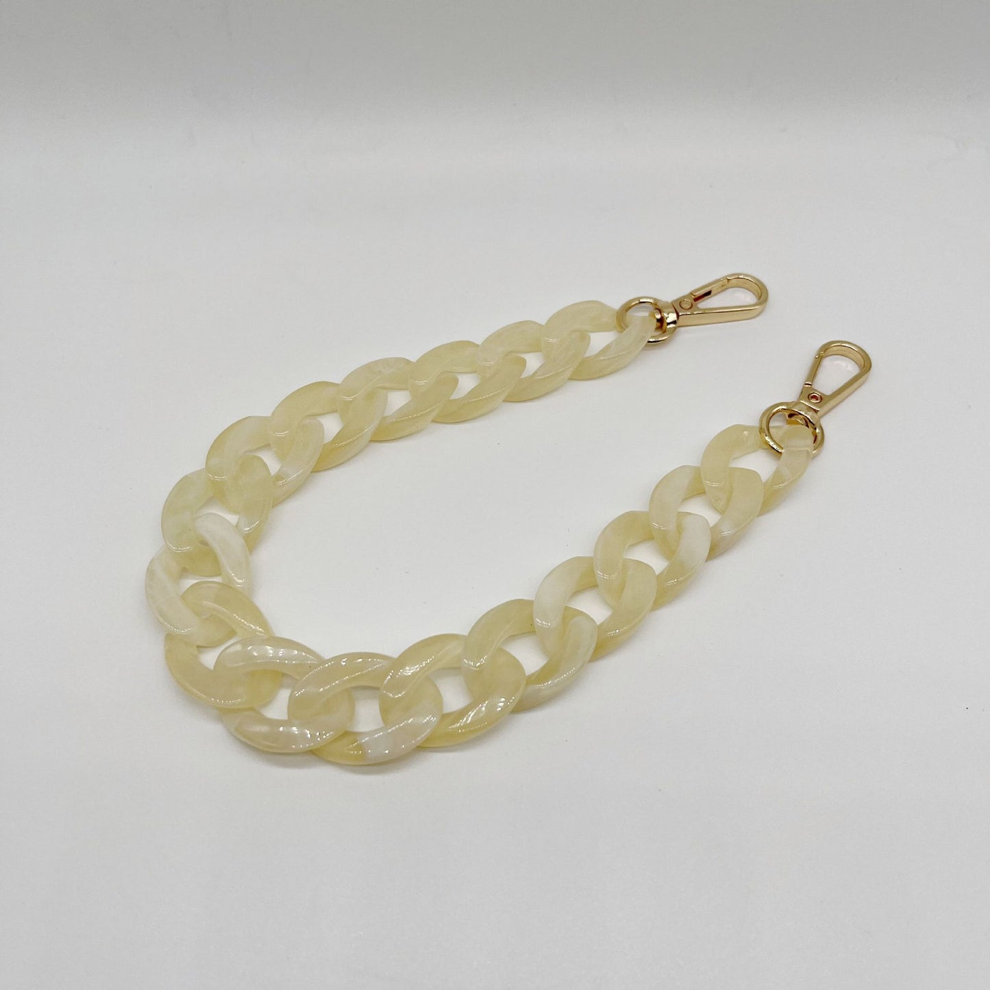 Acrylic chain phone strap