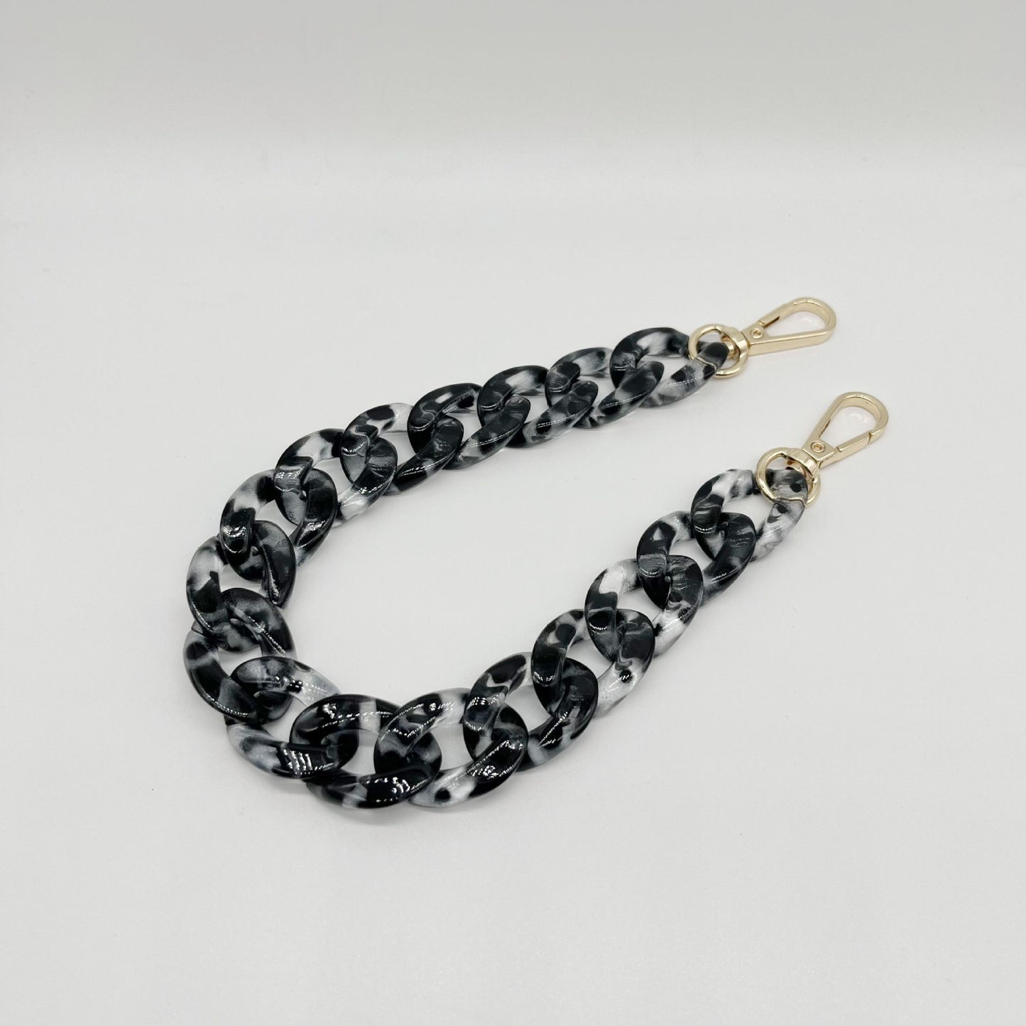 Acrylic chain phone strap