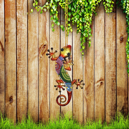Acrylic gecko