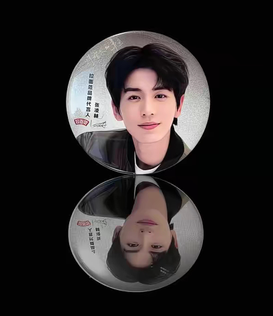 Acrylic Pull-Out Pendant Celebrity Collectible Charm