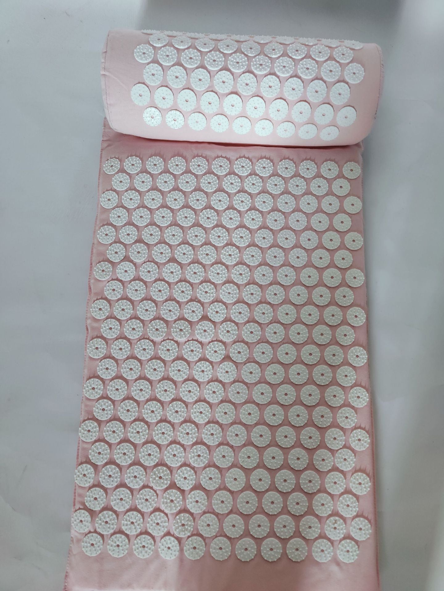 Acupuncture massage mat