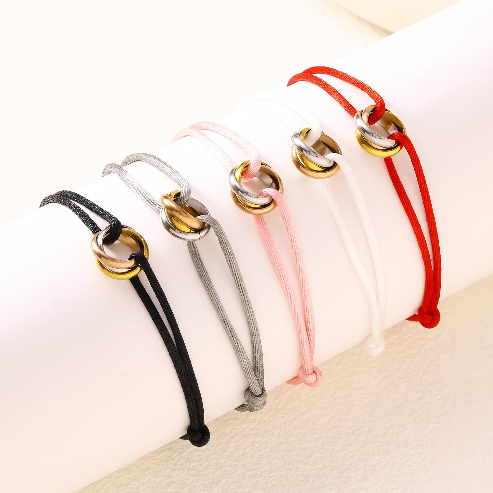 Adjustable braided rope
