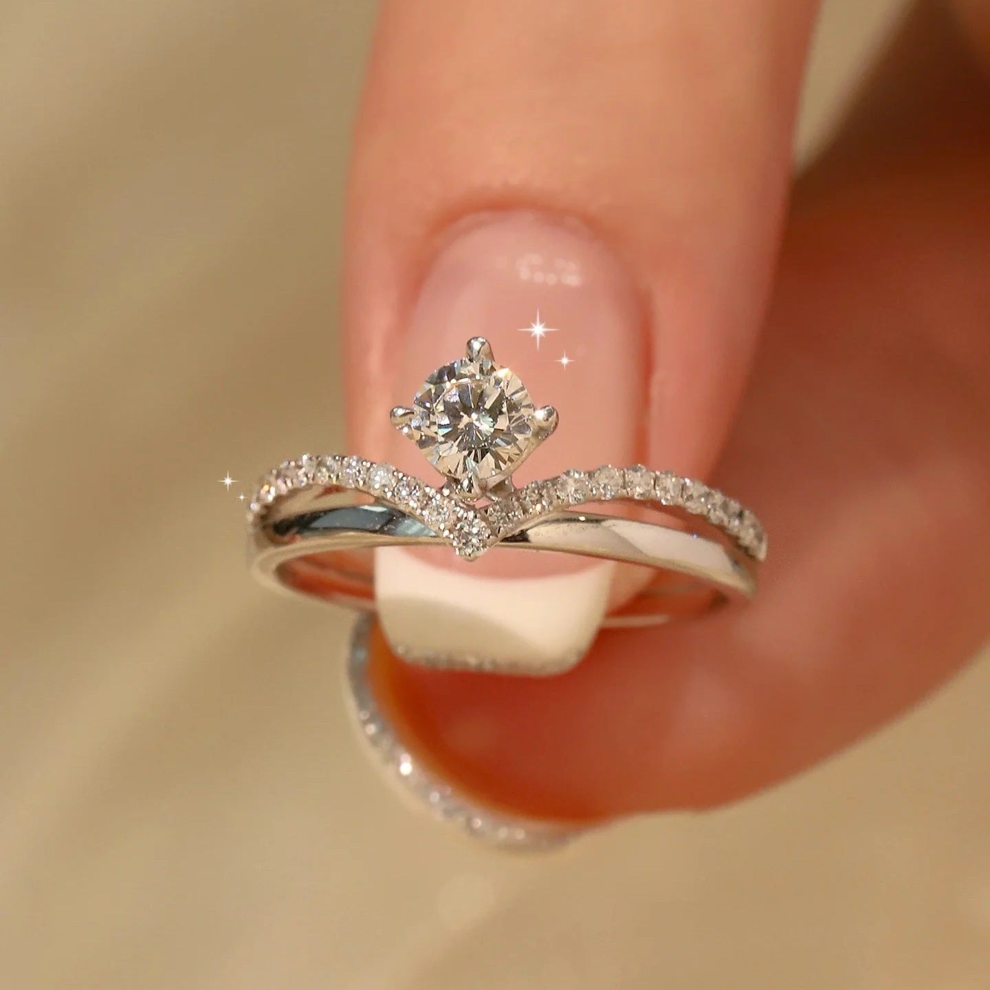Adjustable Cubic Zirconia Ring Women Classic Six Claw Design