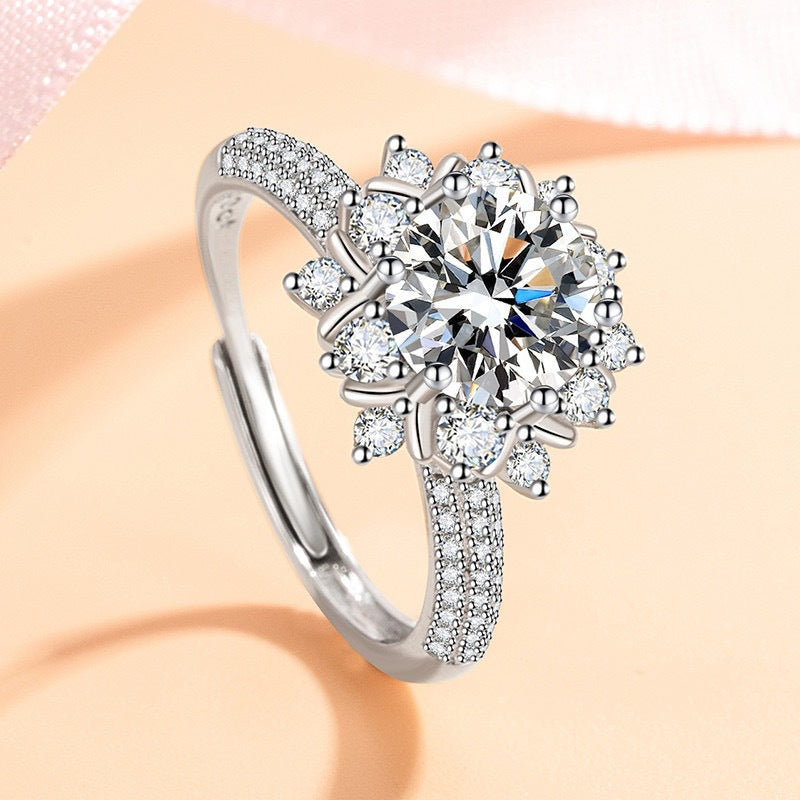 Adjustable Cubic Zirconia Ring Women Classic Six Claw Design