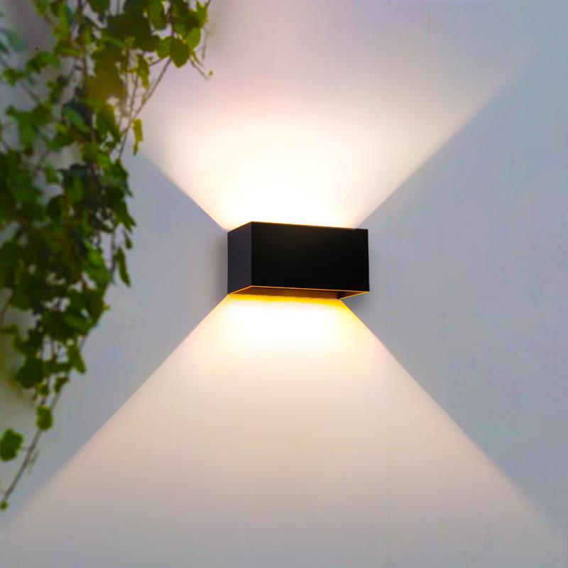 Adjustable Dual Head Outdoor Wall Light