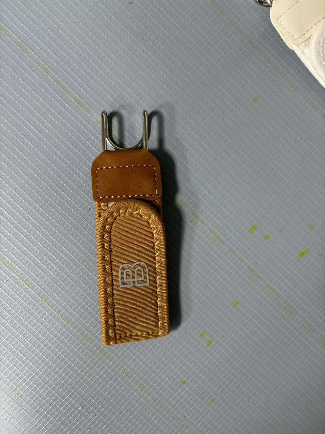 Adjustable Elastic Waist Belt with Metal Hook