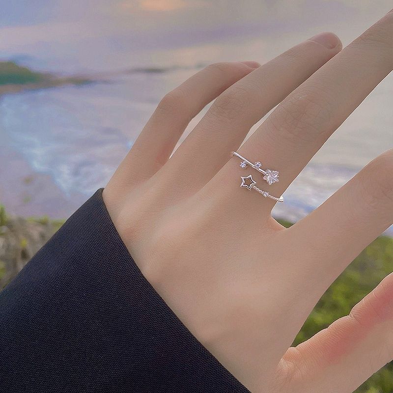 Adjustable Five-Pointed Star Geometric Ring