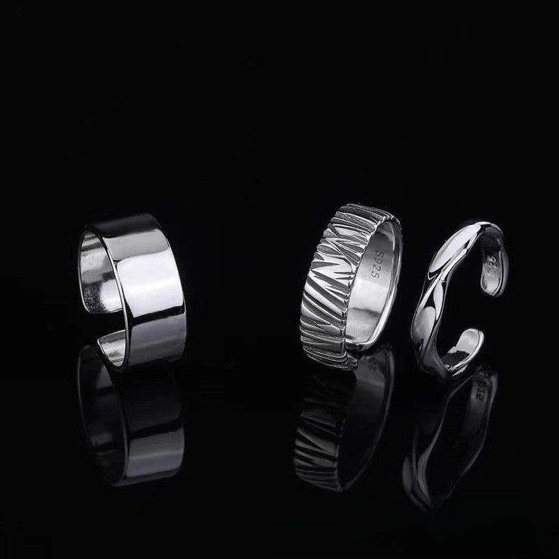 Adjustable Geometric Twist Pattern Ring