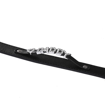 Adjustable letter collar