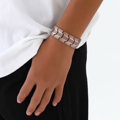 Adjustable Magnetic Therapy Bracelet with Retro Copper Finish