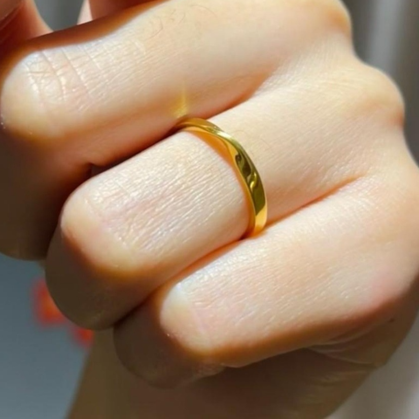 Adjustable Mobius Infinity Ring Sand Gold Plated