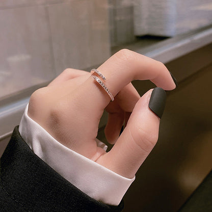 Adjustable opening ring