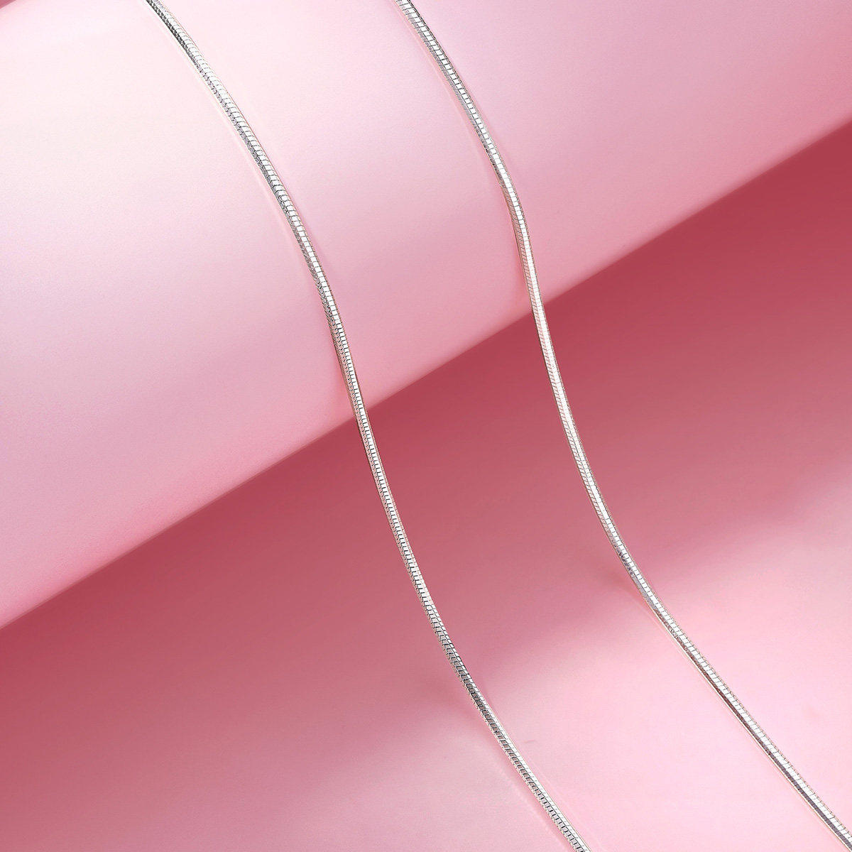 Adjustable Pin-Style Chain, Versatile Solid Chain