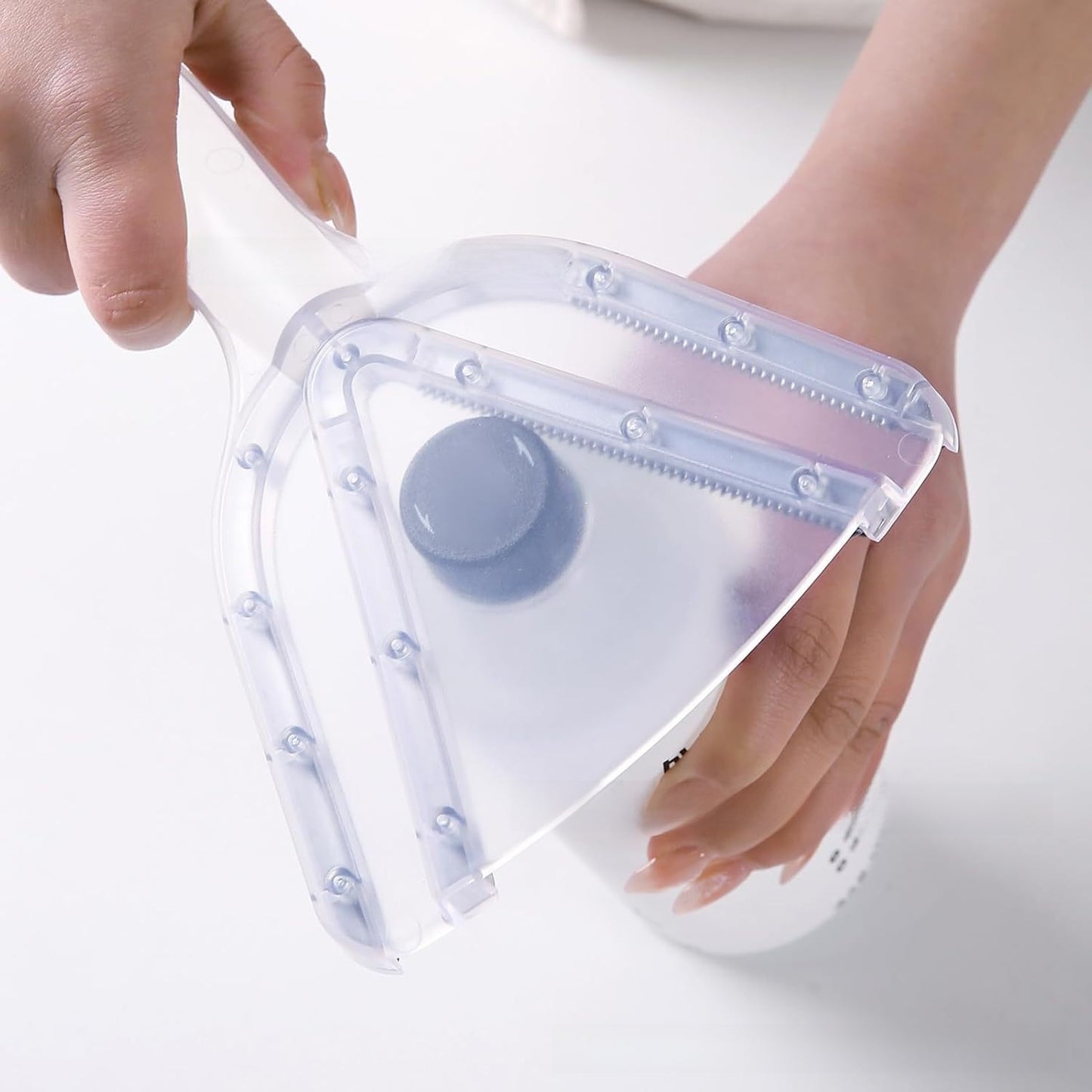 Adjustable Retractable Bottle Opener