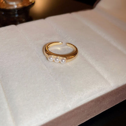Adjustable ring