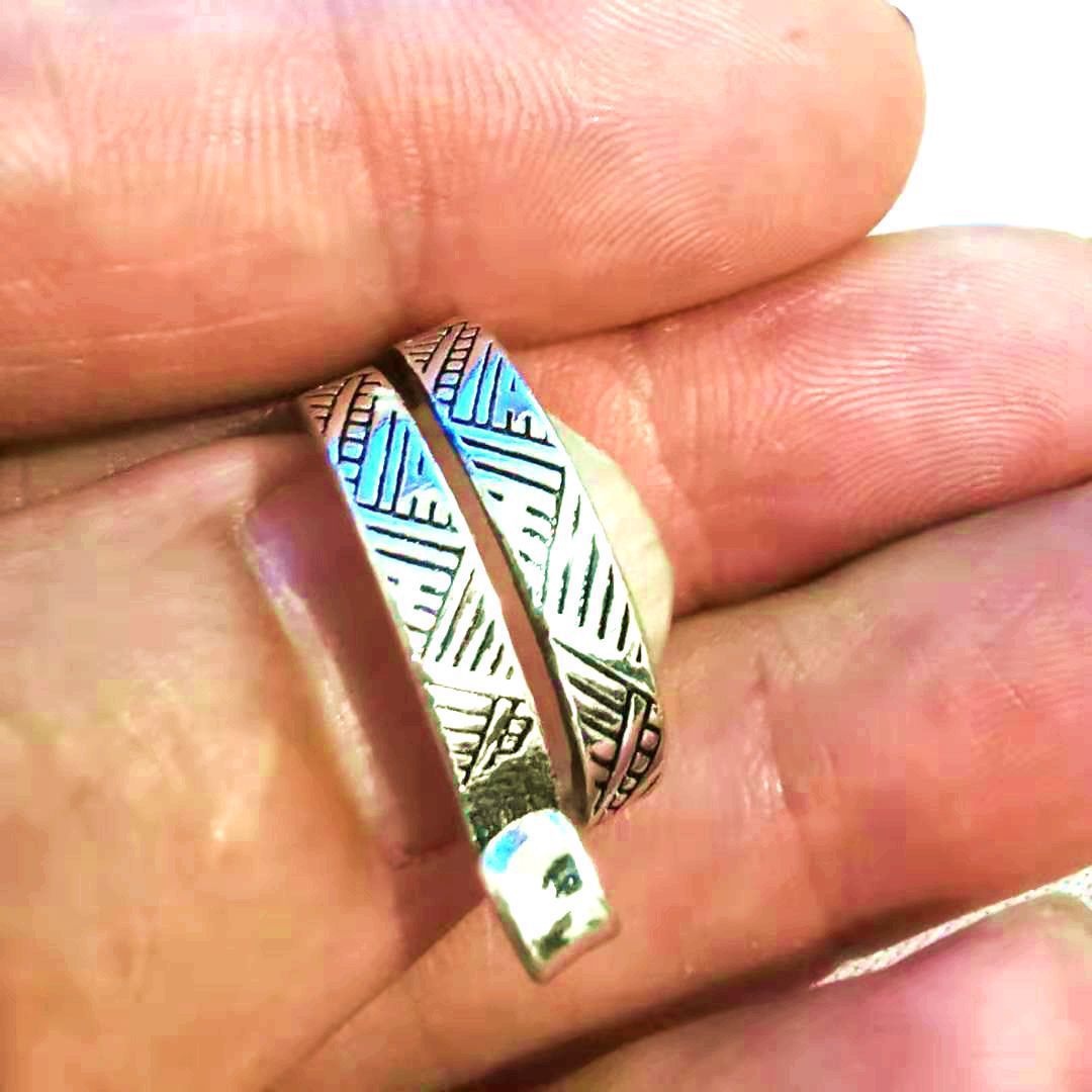 Adjustable Ring