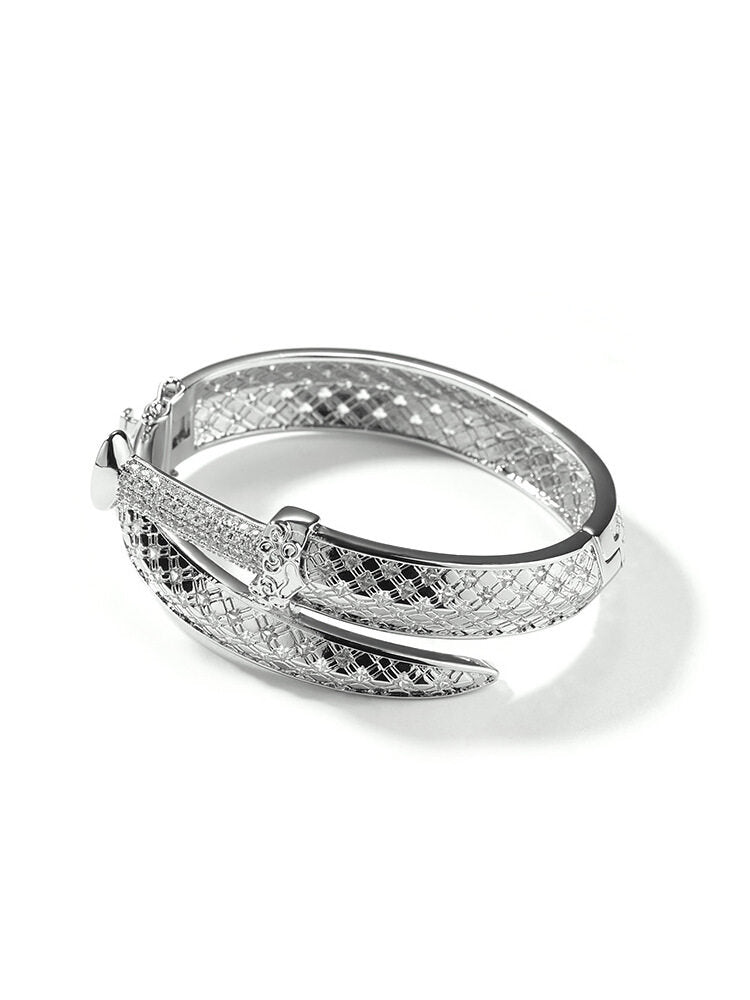 Adjustable ring