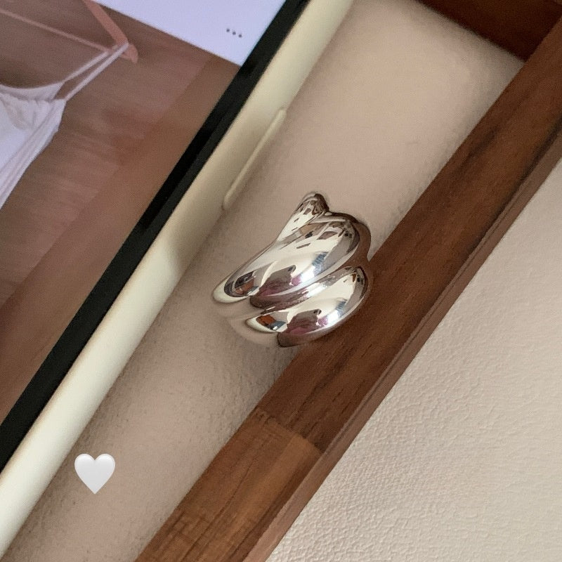 Adjustable ring