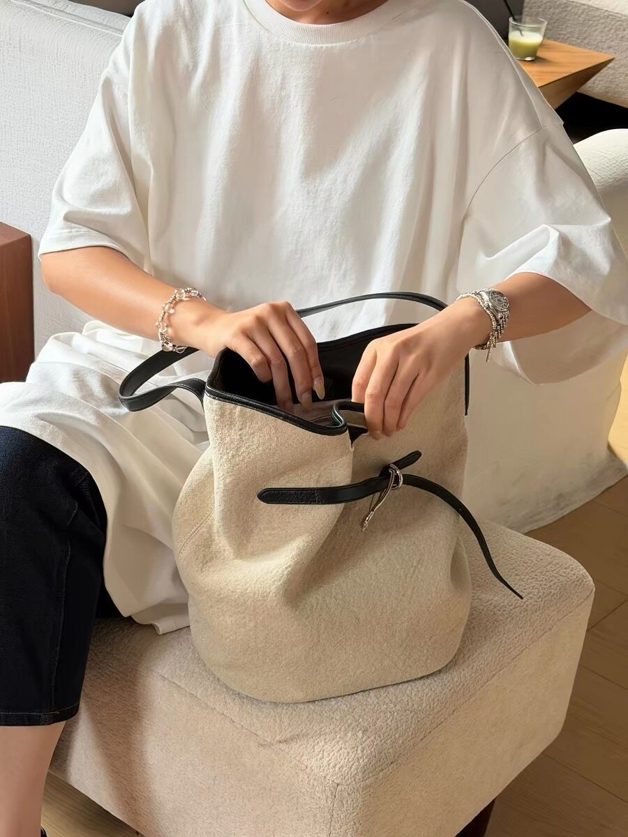 Adjustable Shoulder Bucket Bag
