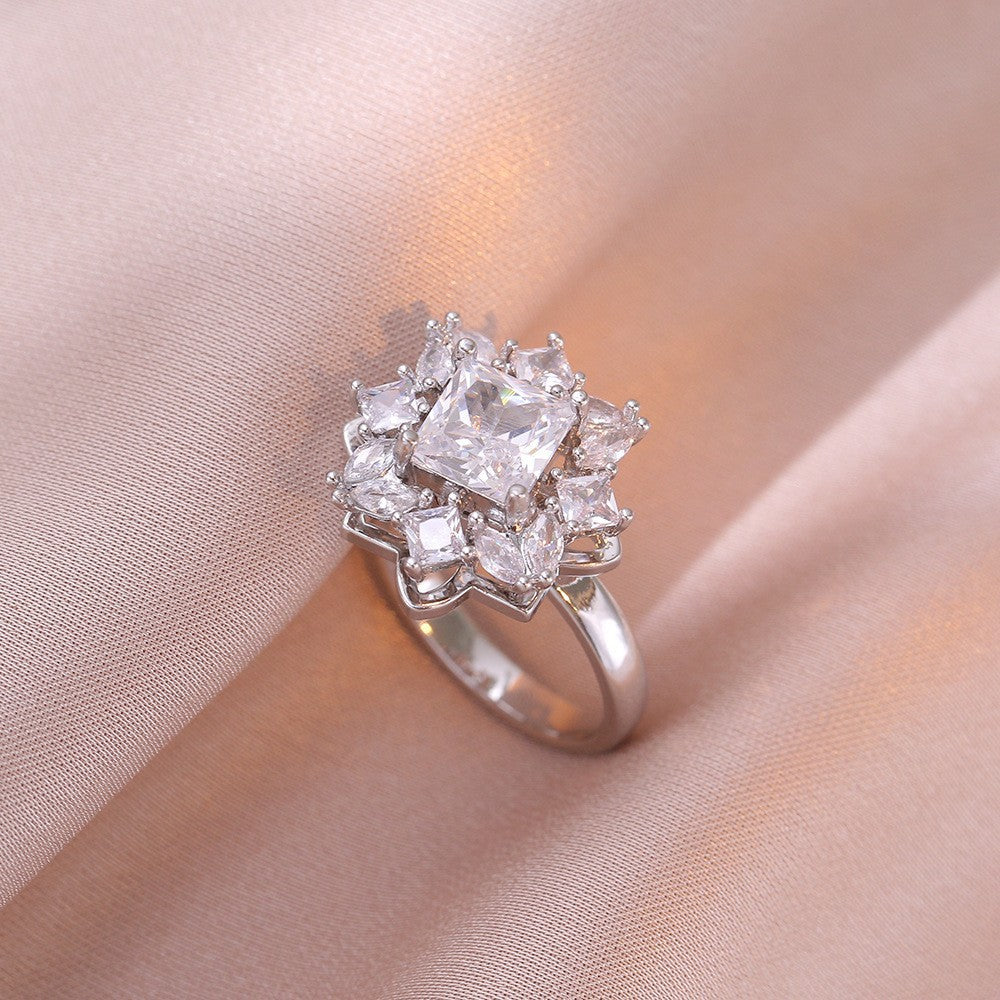 Adjustable Spinning Zircon Copper Ring