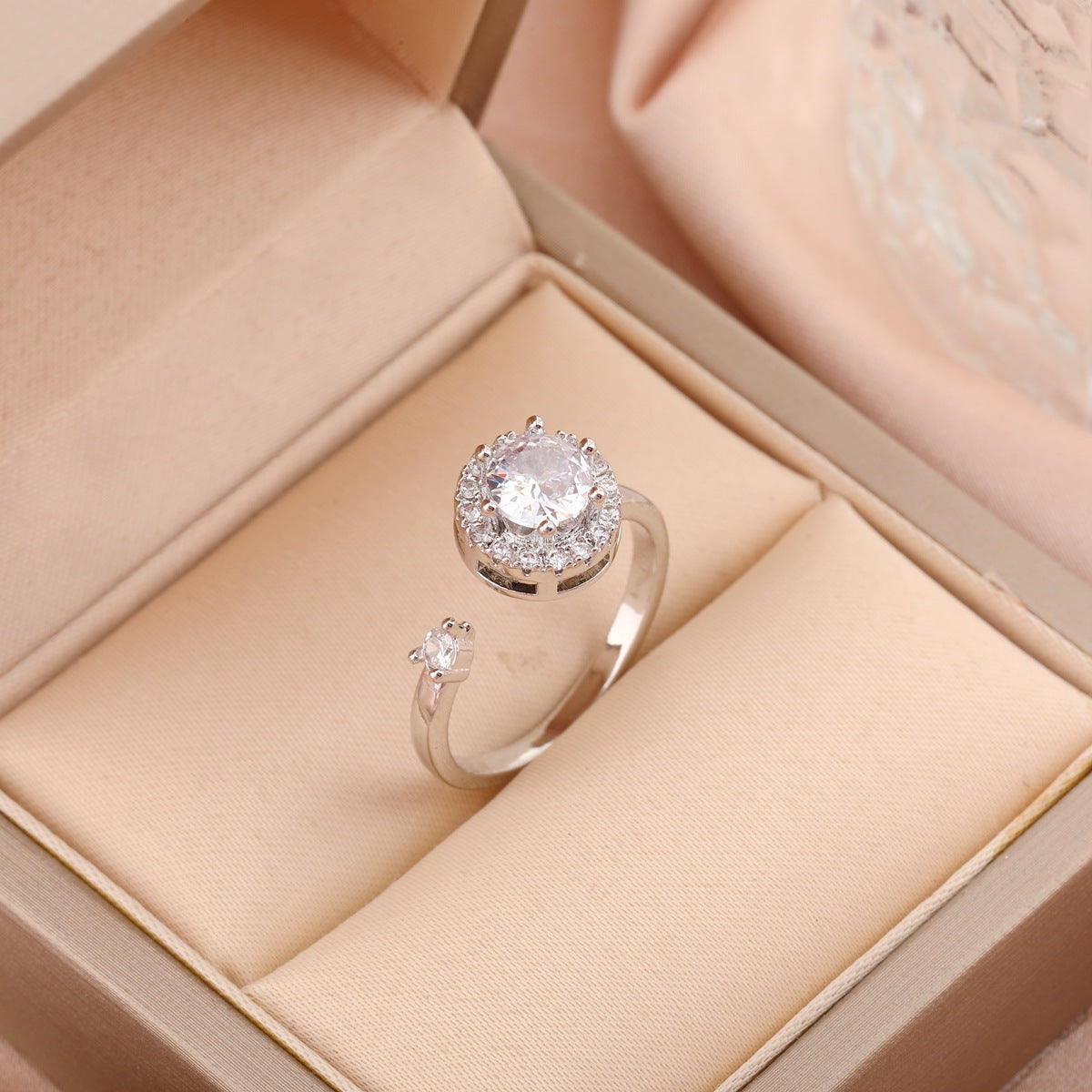Adjustable Spinning Zircon Copper Ring