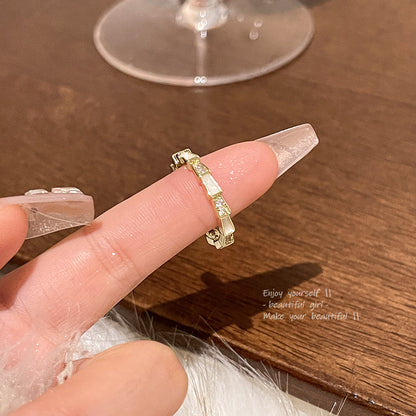 Adjustable Zircon Heart Ring