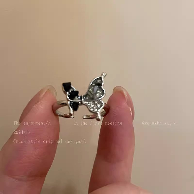 Adjustable Zircon Heart Ring