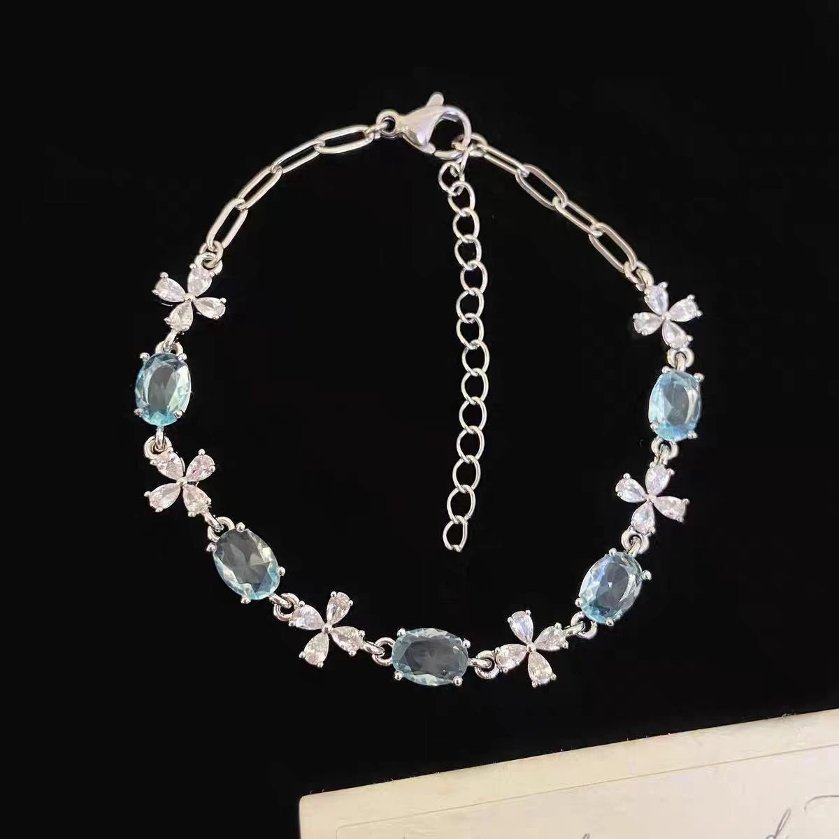 Adjustable Zircon Snowflake Bracelet