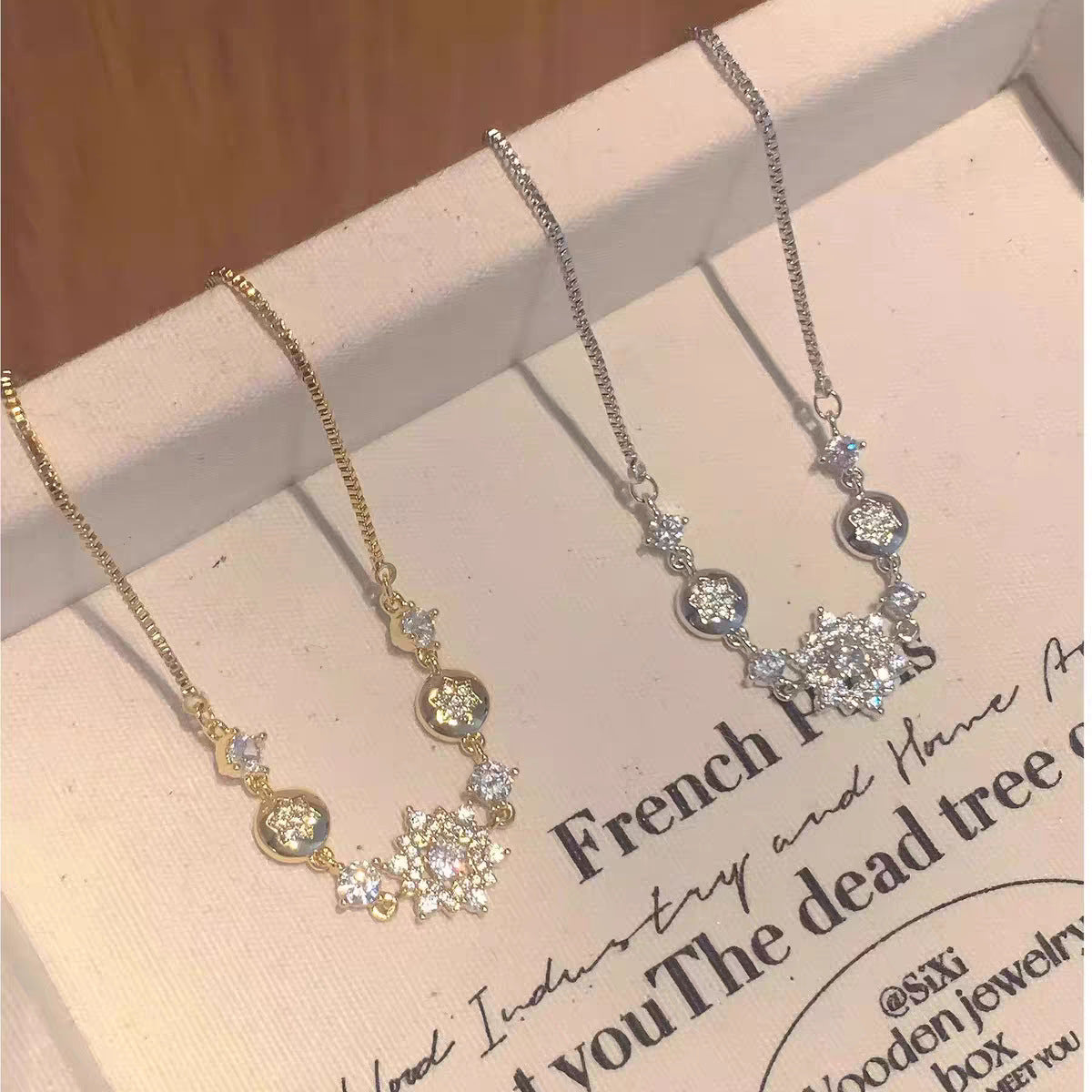 Adjustable Zircon Snowflake Bracelet