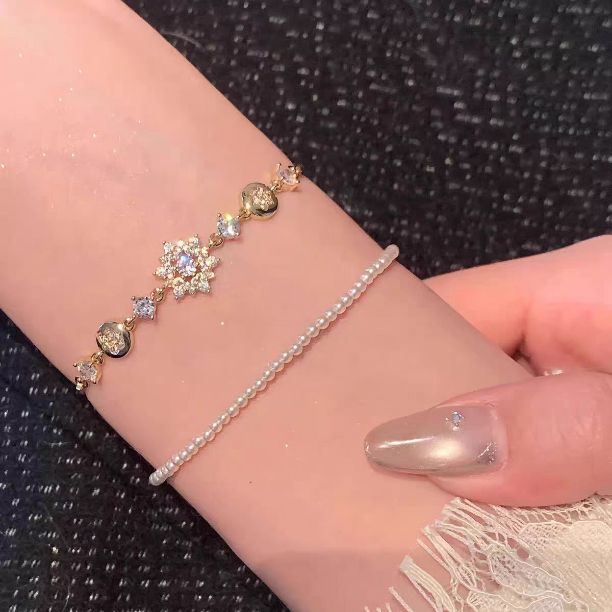 Adjustable Zircon Snowflake Bracelet