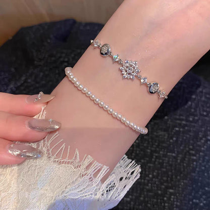 Adjustable Zircon Snowflake Bracelet