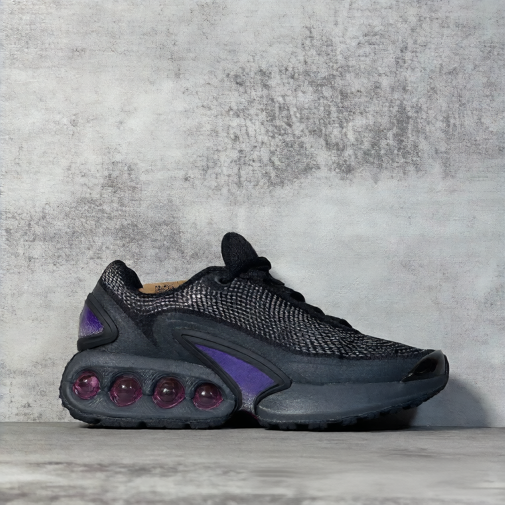 Air-cushioned men's sports shoes with large sizes