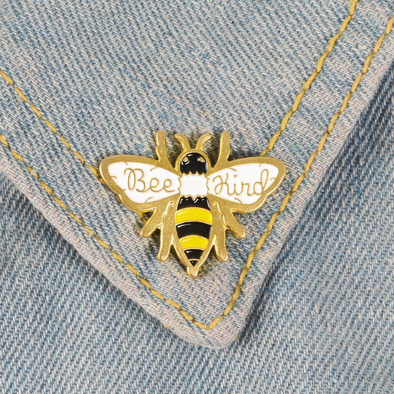 Alloy enamel bee pin