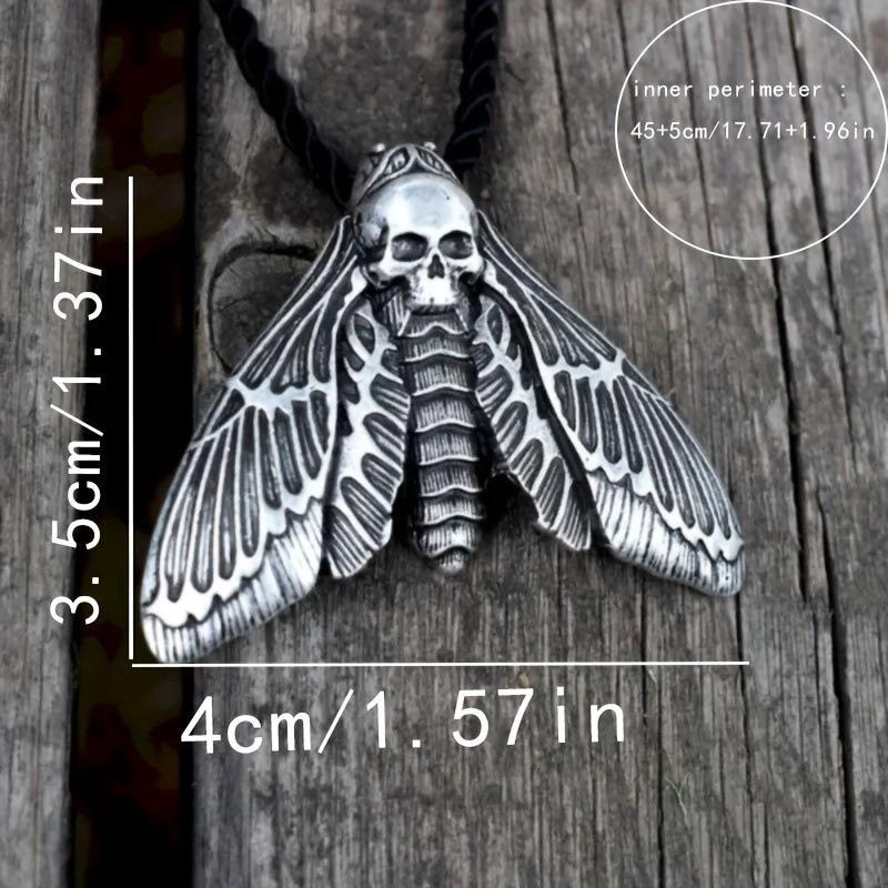 Alloy pendant necklace