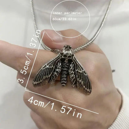 Alloy pendant necklace