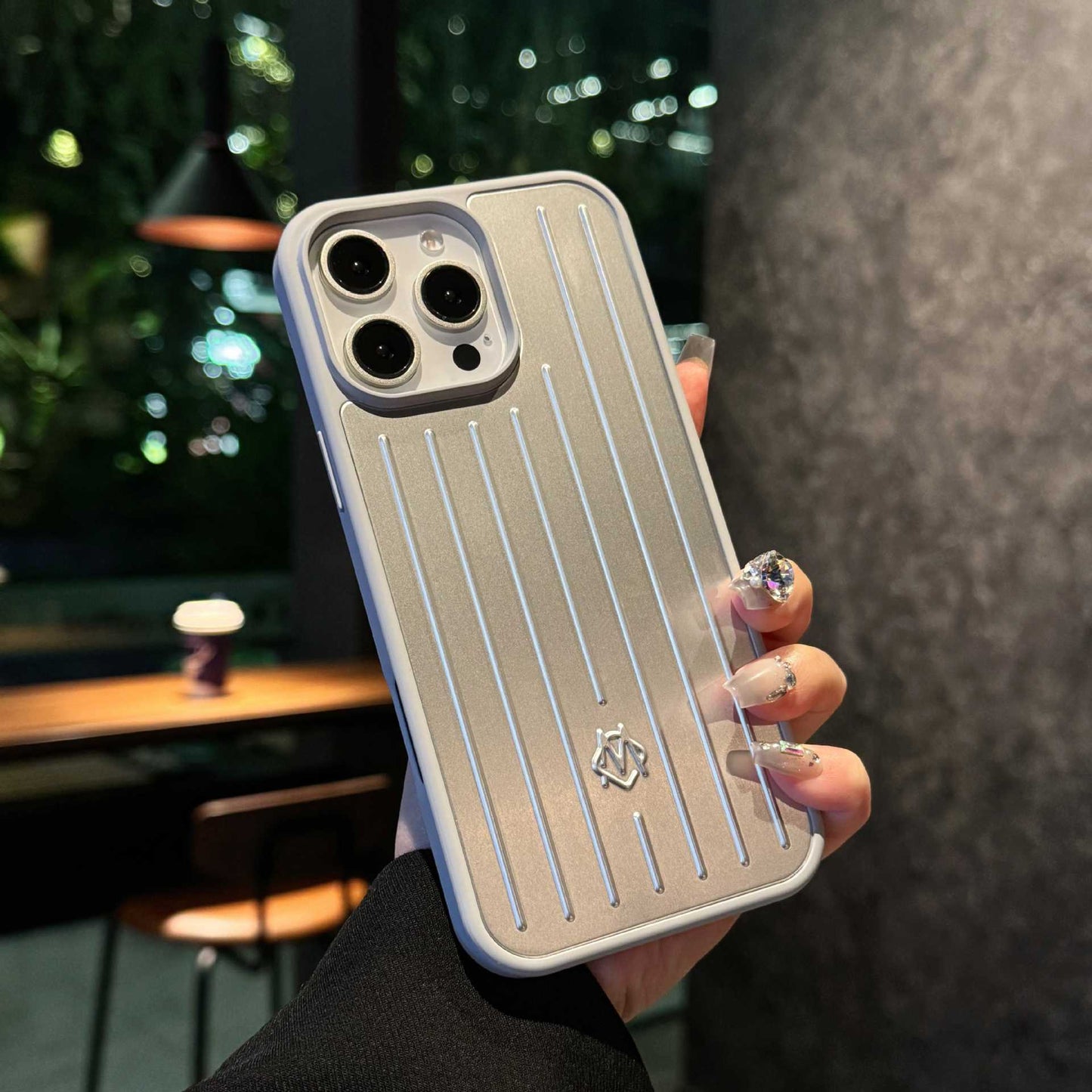 Aluminum magnesium alloy mobile phone protective cover