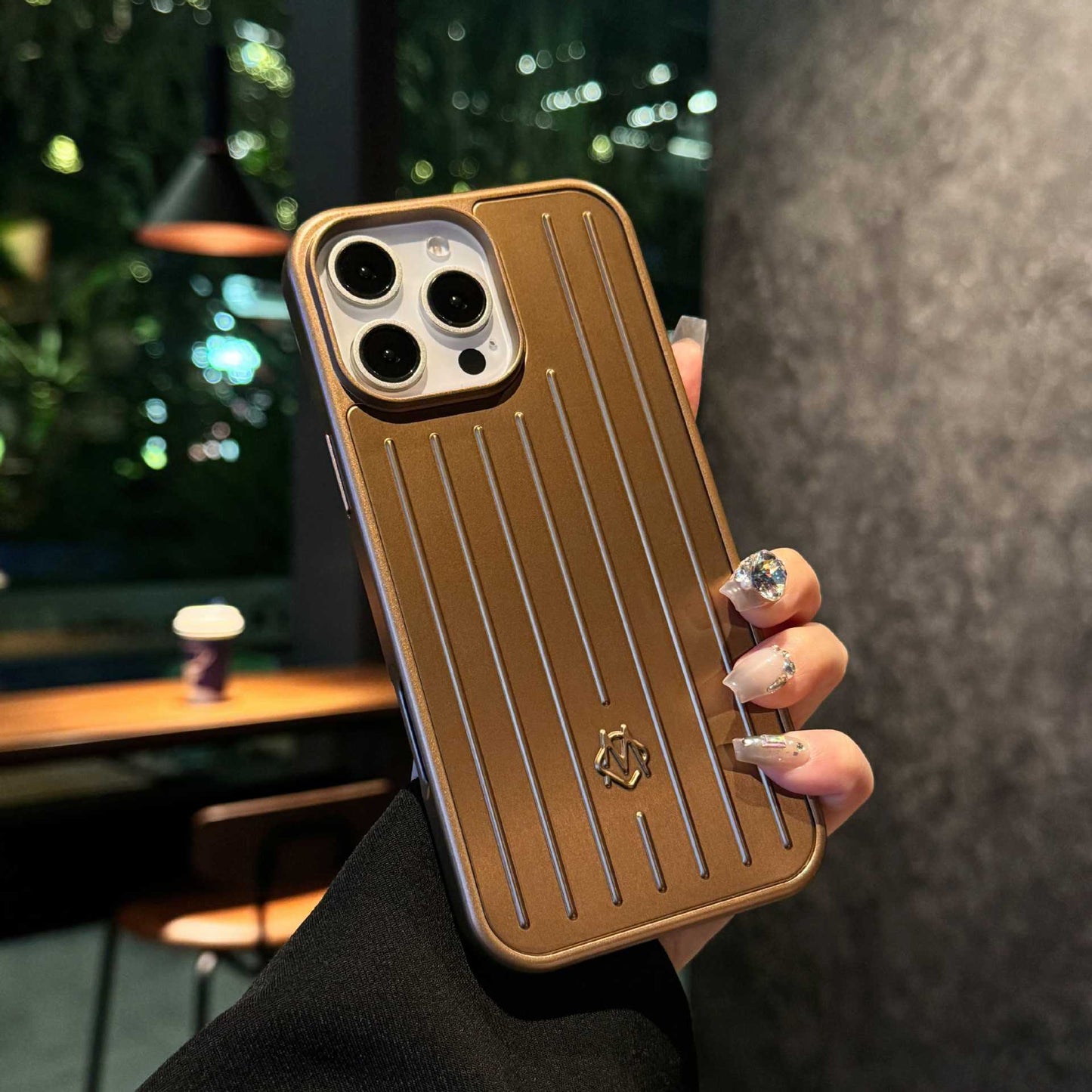 Aluminum magnesium alloy mobile phone protective cover