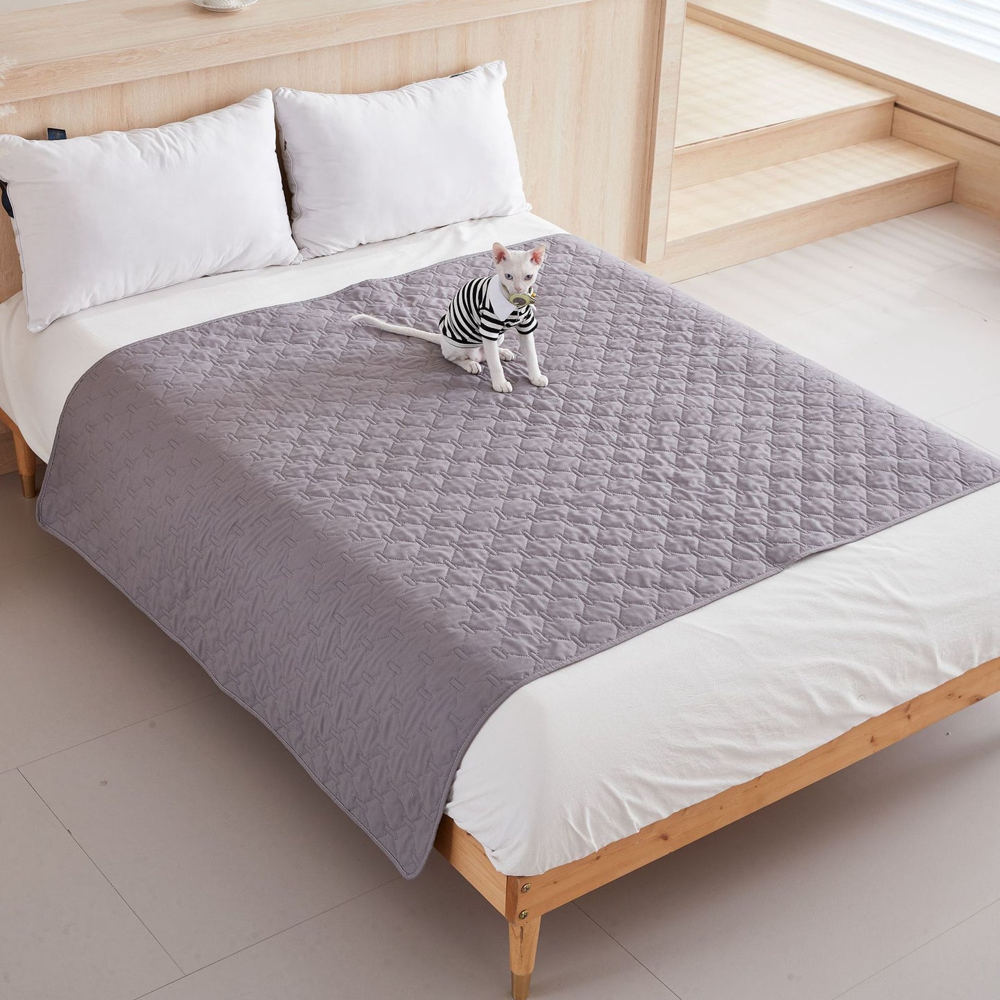 Amazon waterproof non-slip pet mattress pet blanket factory direct furniture mattress sofa waterproof protection pad
