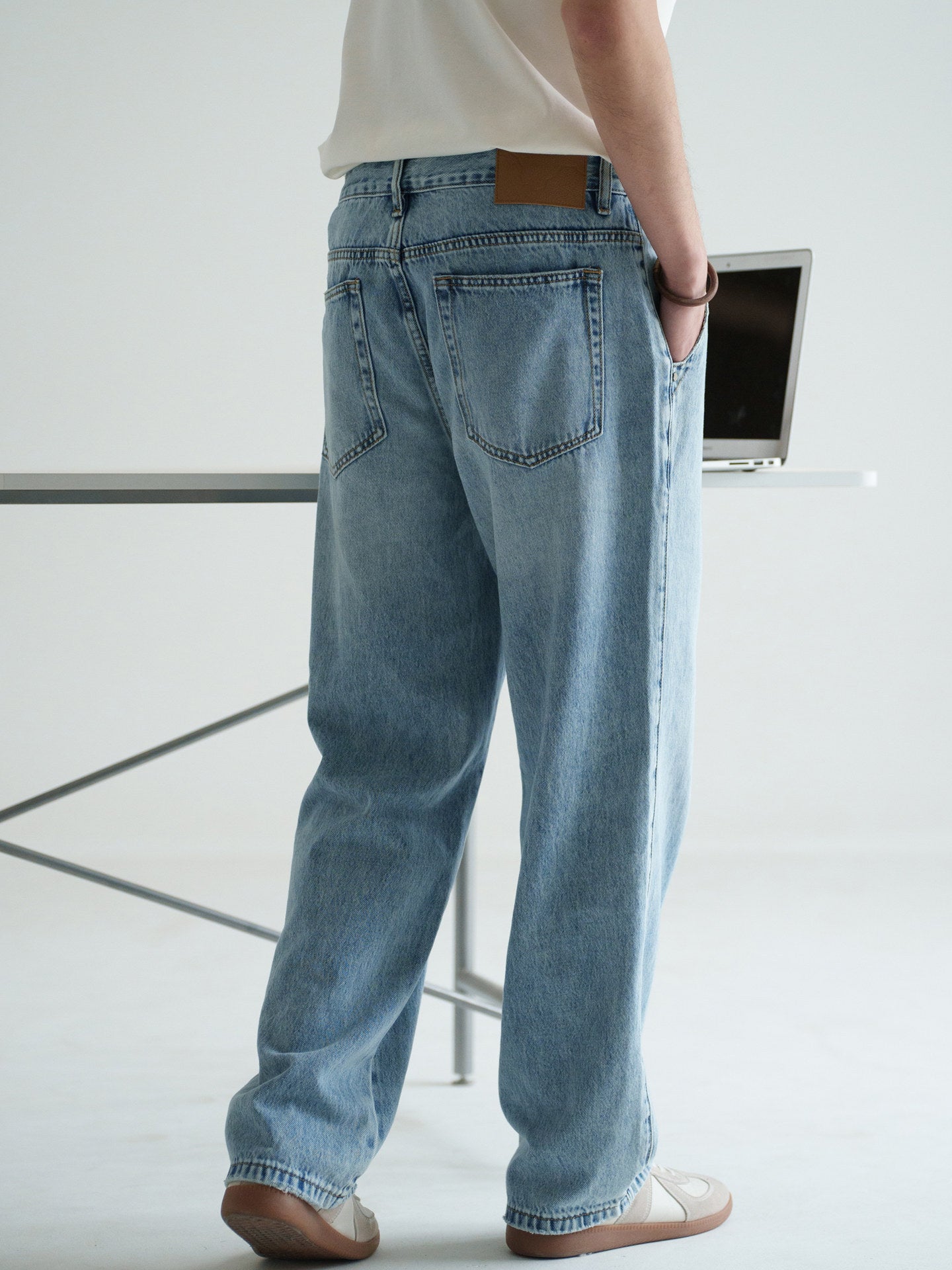 American Retro Washed Ice Blue Casual Jeans