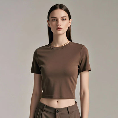 American style short-sleeved front-neck t-shirt