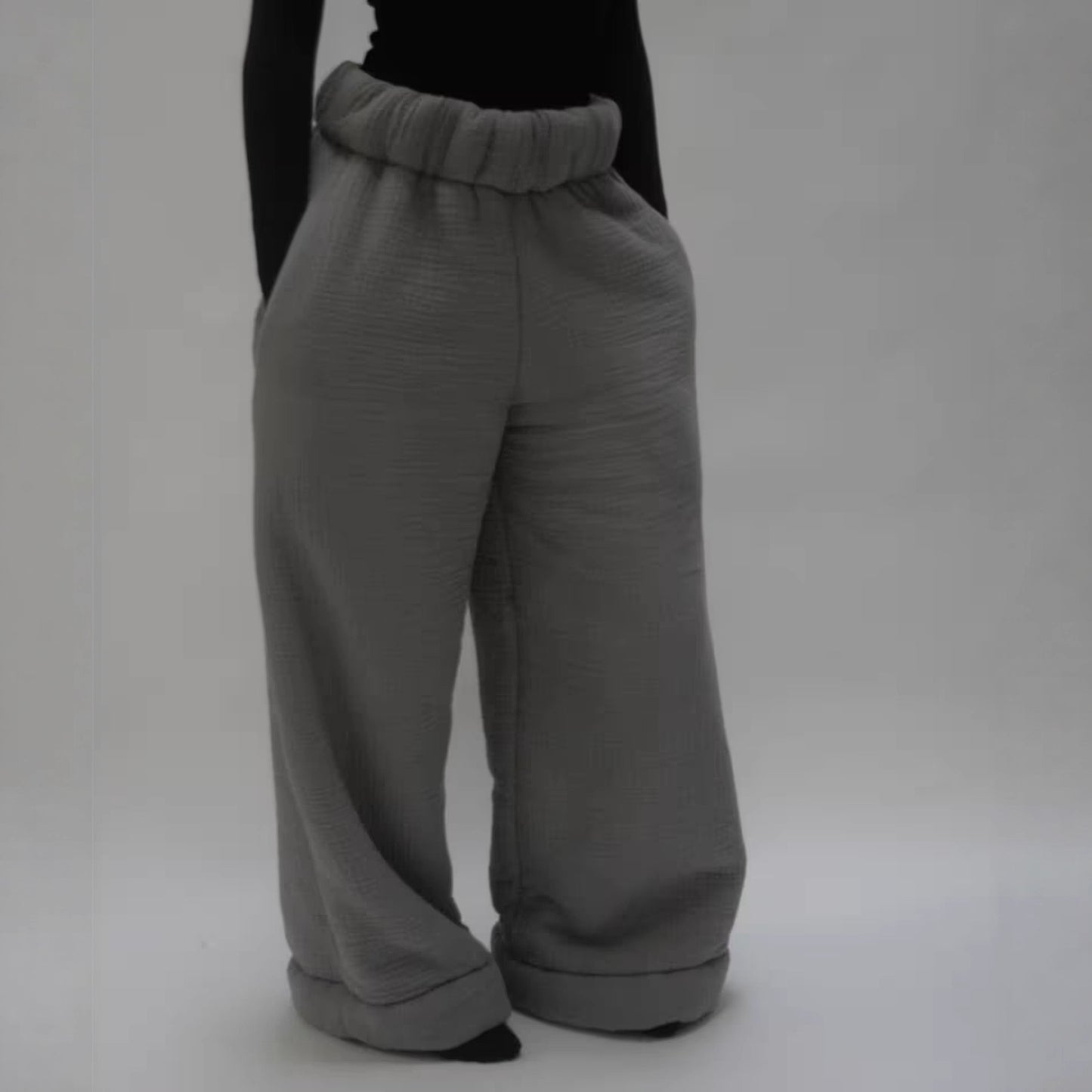 American-style warm and casual lamb wool wide-leg pants, solid color, simple, unique, beautiful, high-street style, winter trousers.
