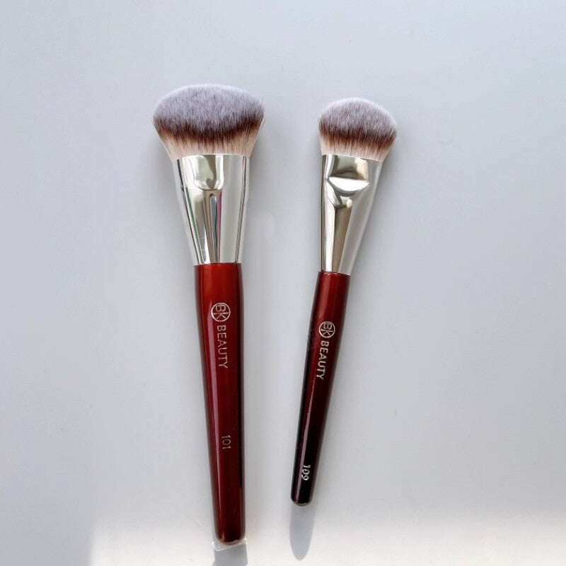 Angled Foundation Makeup Brush