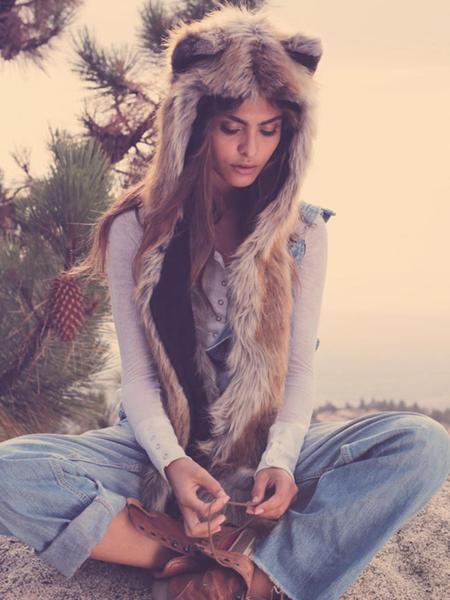 Animal-Themed Faux Fur Winter Hat Scarf Gloves Set