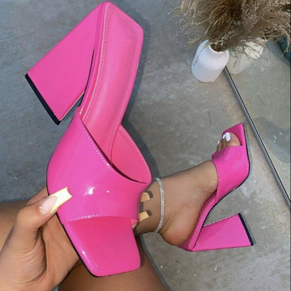 Ankle boots and platform shoes with thick heels
