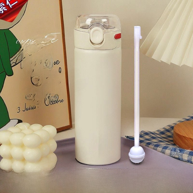 Anti-choking thermal cup for bedridden elderly
